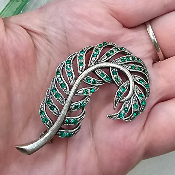 Vintage Green Rhinestone Fern Brooch - Picture 1 of 7